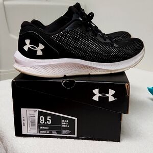 UnderArmor Shadow Men's 9.5